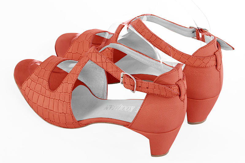 Coral orange women's closed back sandals, with crossed straps. Round toe. Low comma heels. Rear view - Florence KOOIJMAN